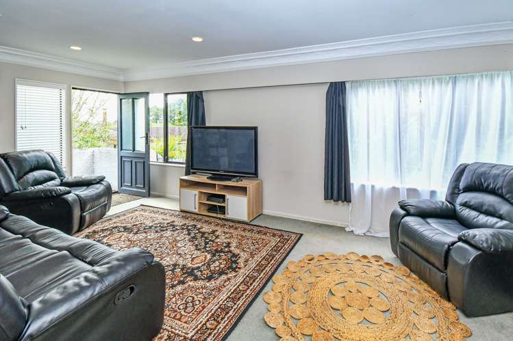 11 Idesia Place Totara Heights_18