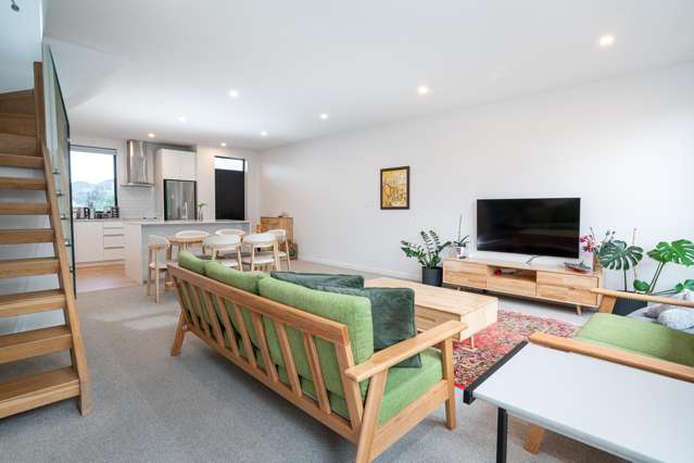 2/210 Karori Road Karori_3