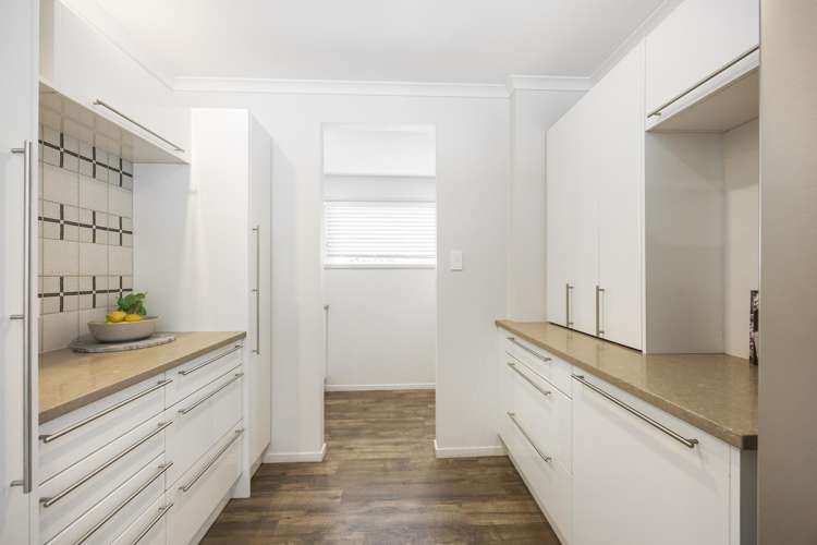 2/19 Seaview Avenue Northcote_10