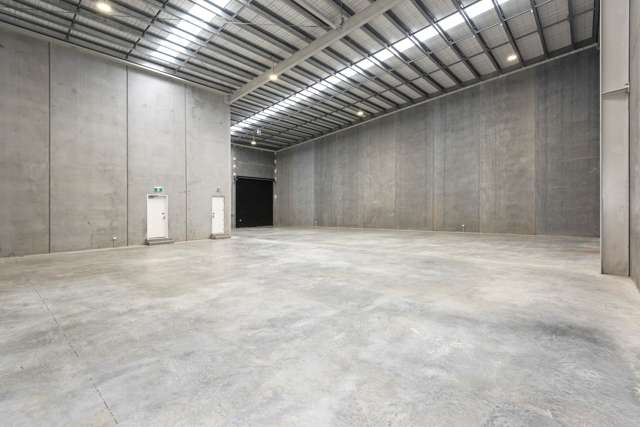 Unit 2, 5 Northside Drive Westgate, Waitakere City_4