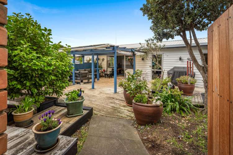 1257 Whangaparaoa Road Gulf Harbour_17