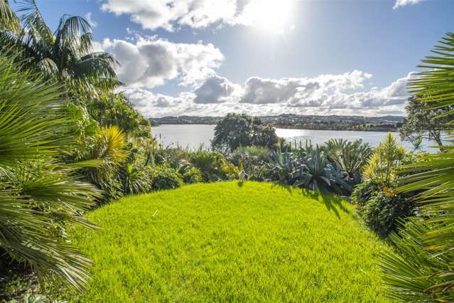 40 Pohutukawa Avenue Red Beach_1