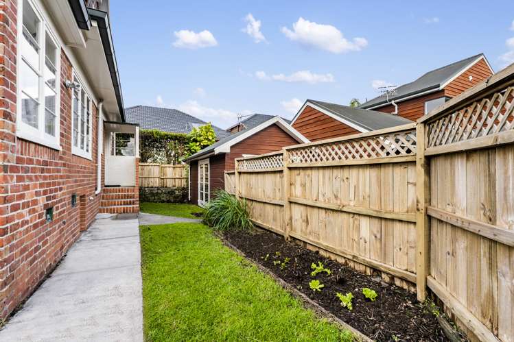 13 Horotutu Road Greenlane_22