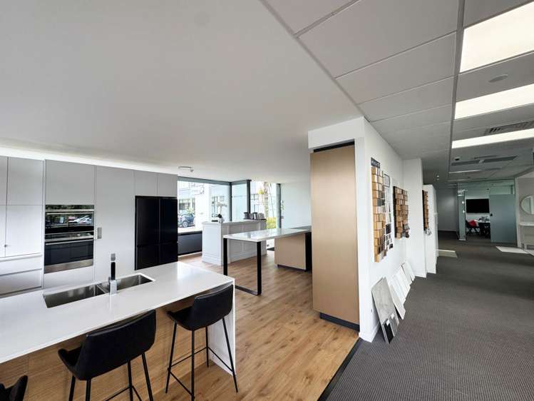 Unit B1/59 Apollo Drive_0