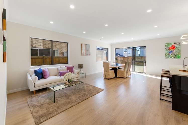 76 Thomas Road Flat Bush_2