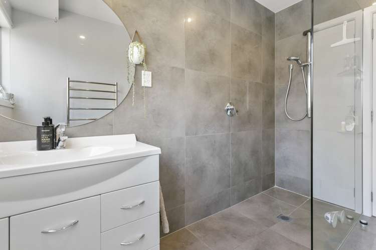 93 Taylor Road Mangere Bridge_13