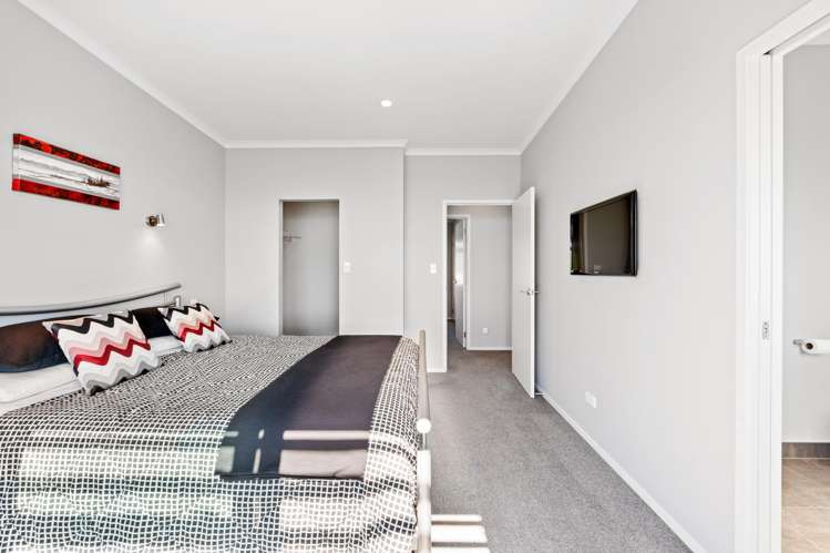 989 East Coast Road Kaiaua_13