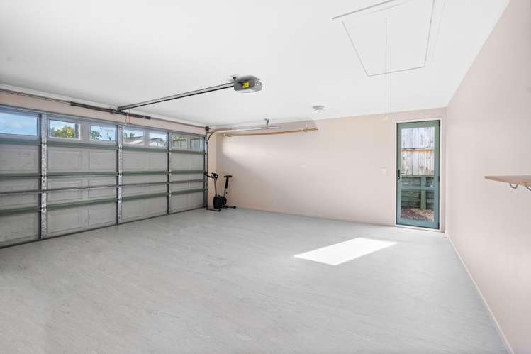 24 Tauranga Place Orewa_17