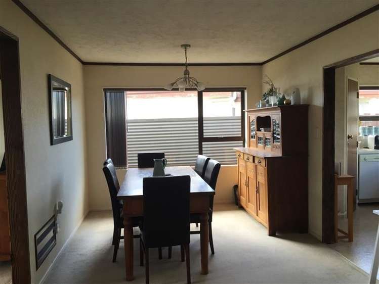 6 Neagle Place Greenmeadows_7