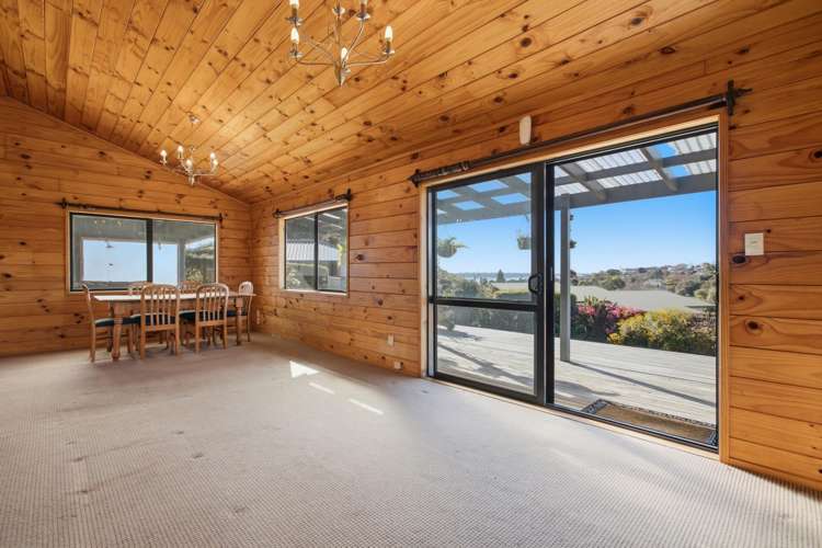 27 Bateleur Close Welcome Bay_10
