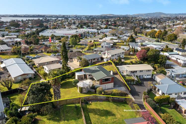 15 Warwick Place Brookfield_29