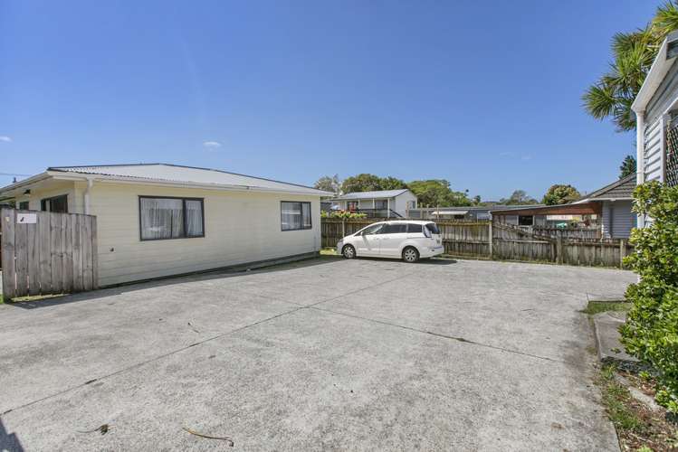 78 Coxhead Road Manurewa_11