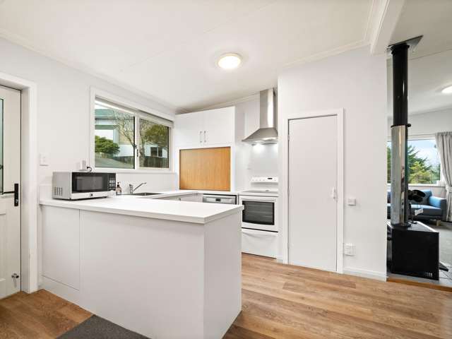 Modern Comfort in the Heart of Waverley