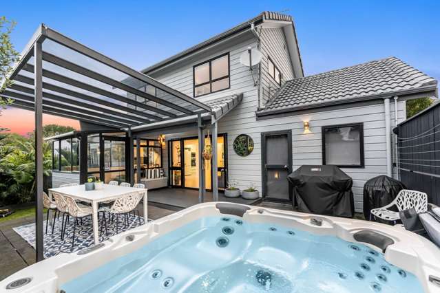 St Heliers School, Village, Beach on Your Doorstep