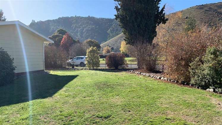 1 Kowhai Street Tapawera_7