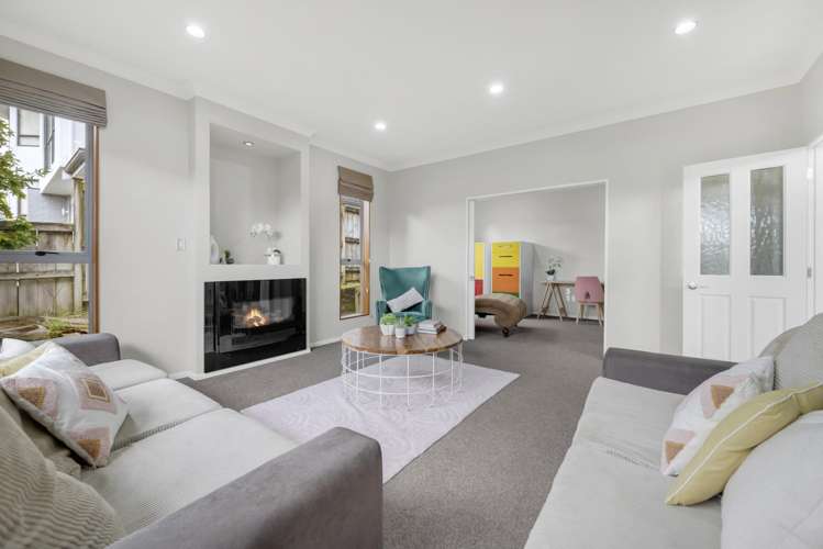 19 Gibbston Crescent Flat Bush_29