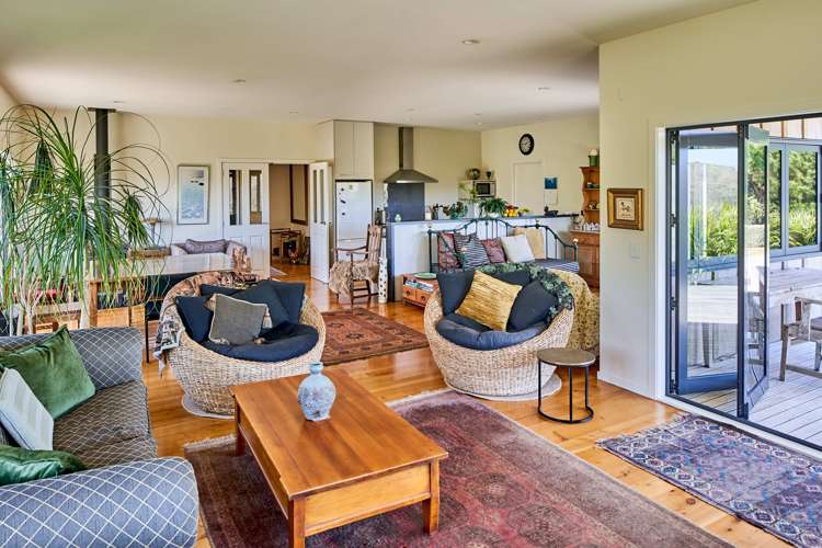 412 Flightys Road Judgeford_9