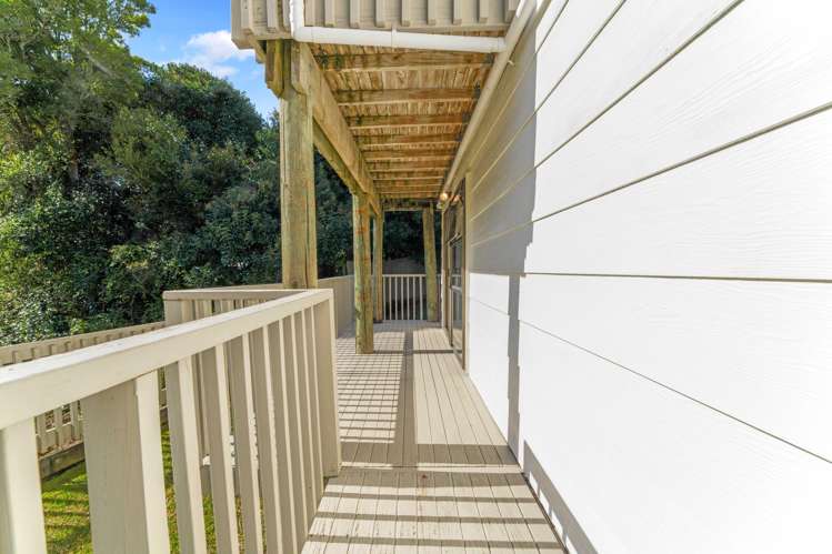 95B Fairclough Road Beach Haven_18