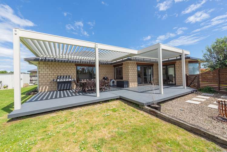 2 Raabia Close Parakai_21