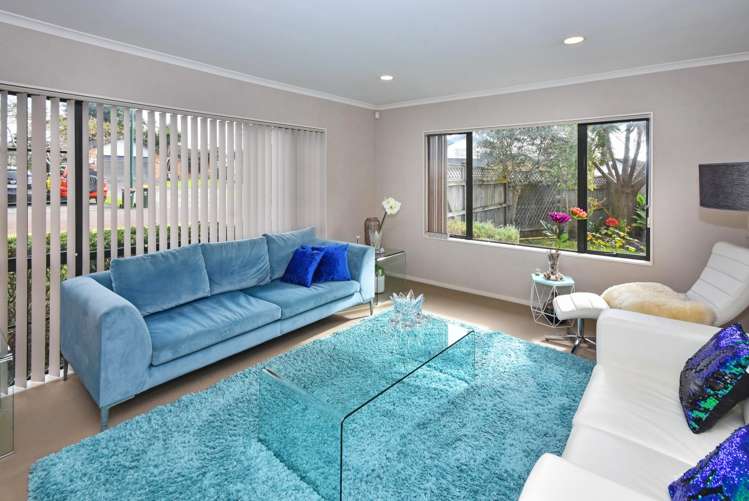 8 Ashkirk Place Wattle Downs_6