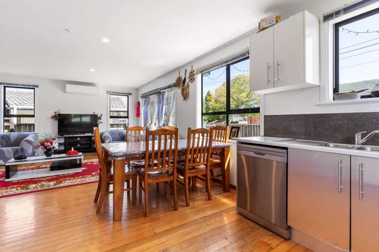 2/10 Fleming Street Manurewa_5