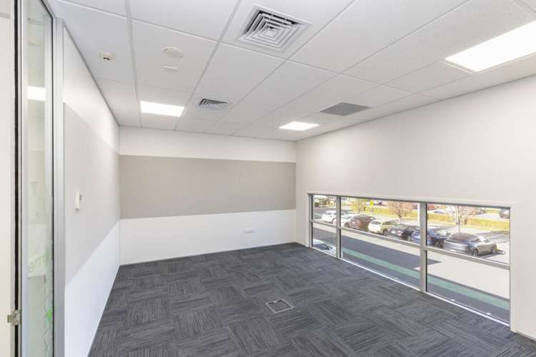 B3, 92  Russley Road Russley_9