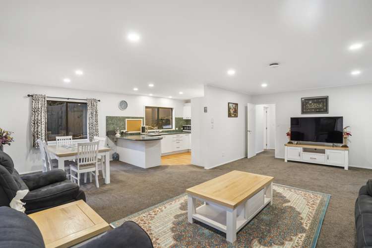 9a Roskill Way Three Kings_3