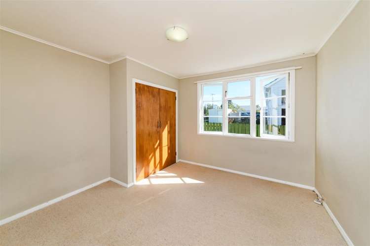 31 Follett Street Marton_19