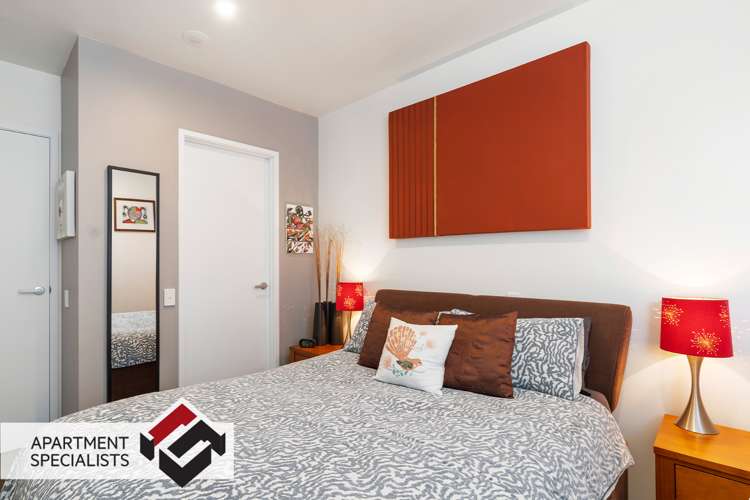 01/54g Surrey Crescent Grey Lynn_8