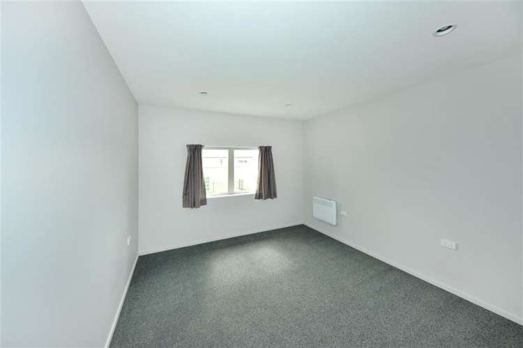 33 Eric Adam Way Linwood_7