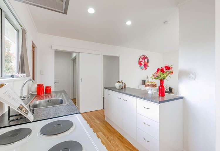 2/27 Smiths Avenue Papakura_7