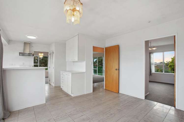 16 Leaming Place Clarks Beach_7