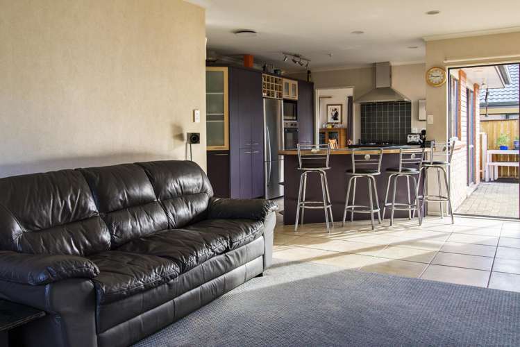 19 Croftview Road Wattle Downs_8