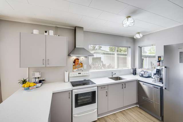 47 Holyrood Street Taradale_4