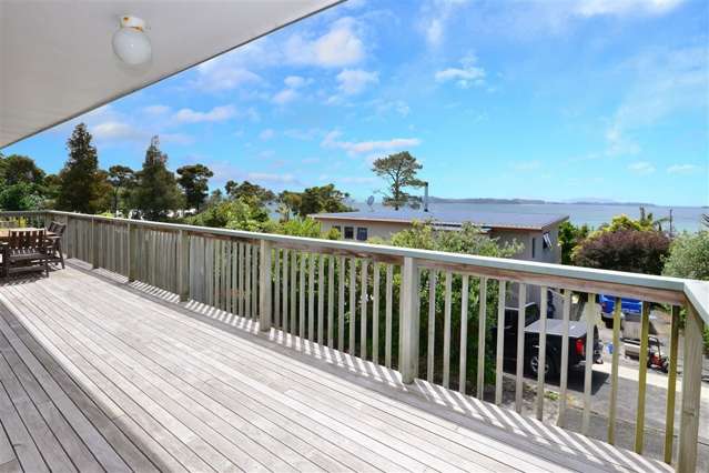 9 Alexander Road Algies Bay_4