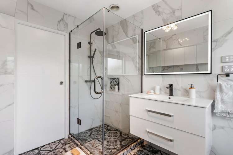 1/131 Botany Road Botany Downs_27