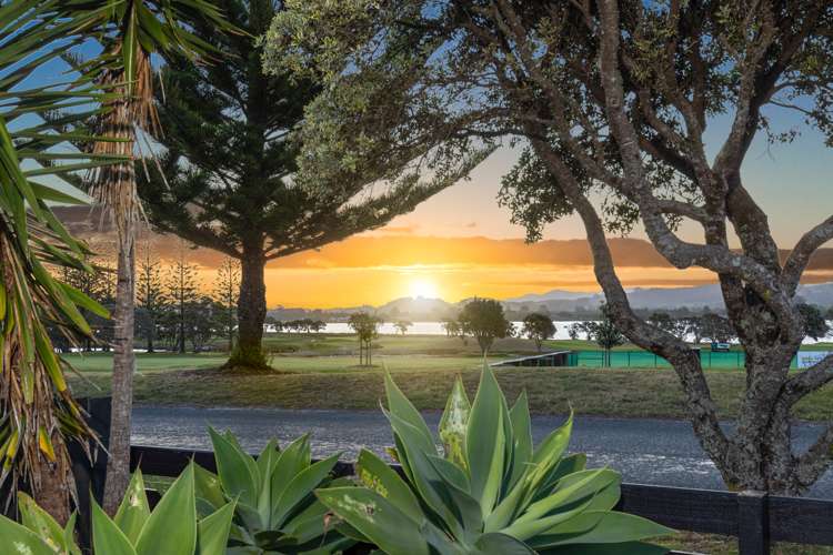 76 Omaha Drive Omaha_20