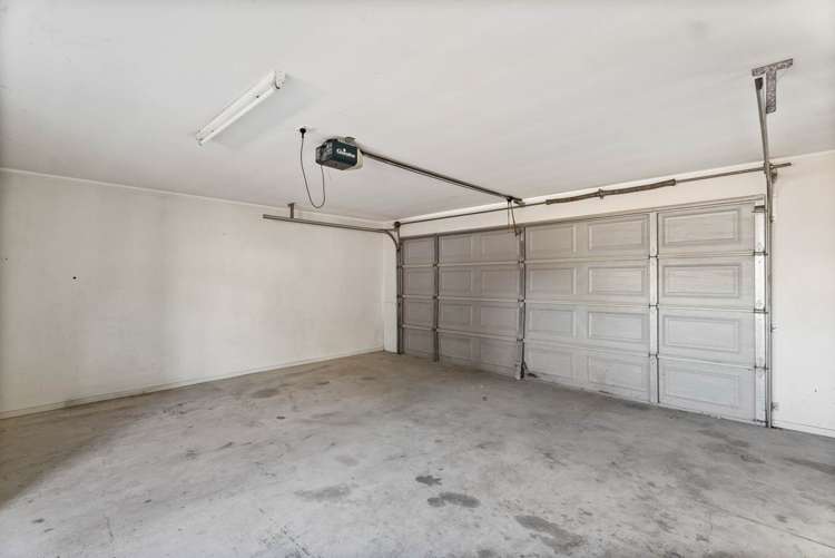 15a Blease Street New Lynn_13