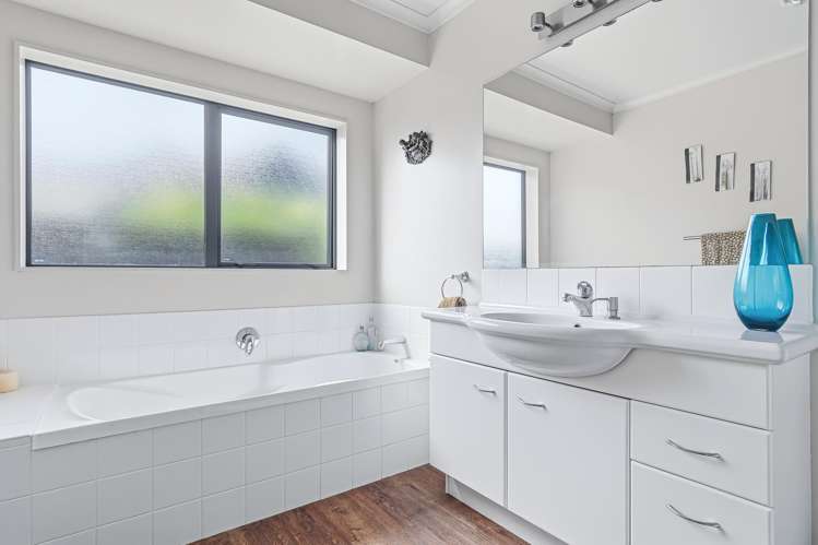 8 Saffron Street Cambridge_17