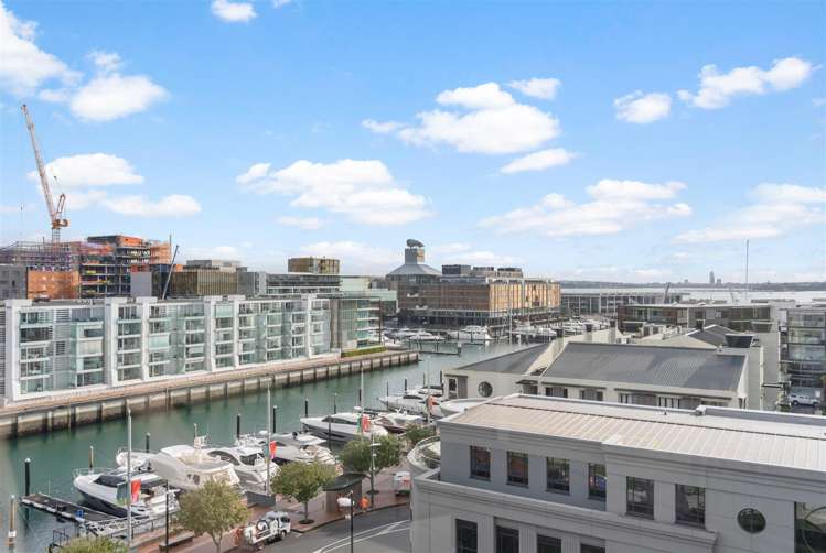 10-12 Viaduct Harbour Avenue Auckland Cbd_11