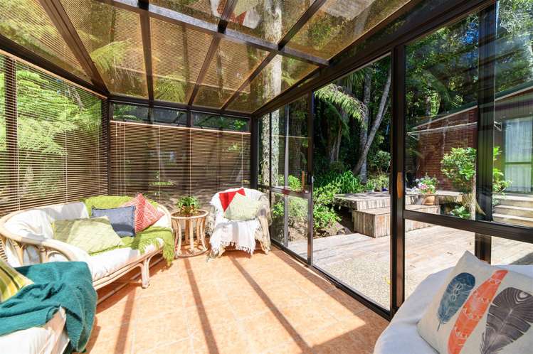 122 Scenic Drive Titirangi_18