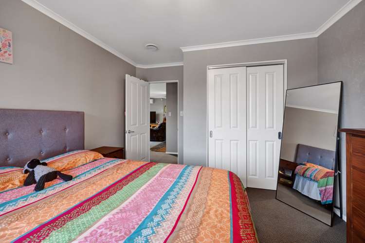 9 Denby Heights Hawera_13