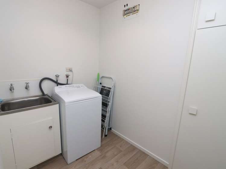 137 Middle Road Allenton_16