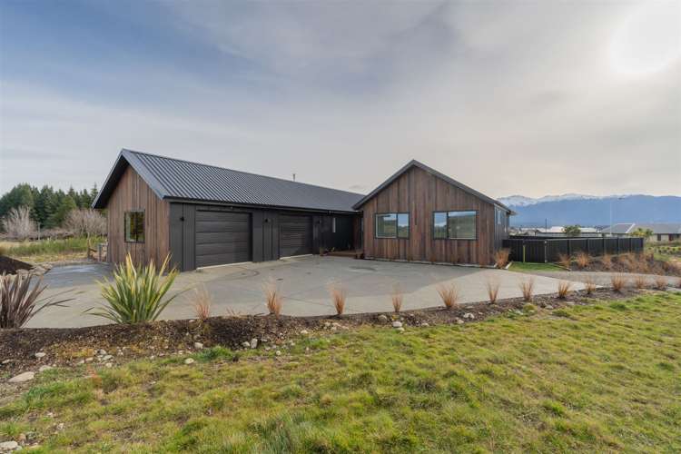 6 Ralph Moir Drive Te Anau_27