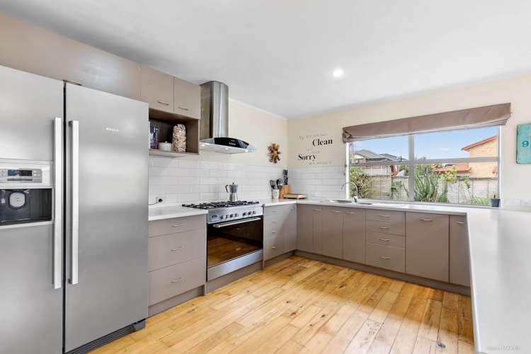 9 Lemon Grove Lane Greenhithe_1