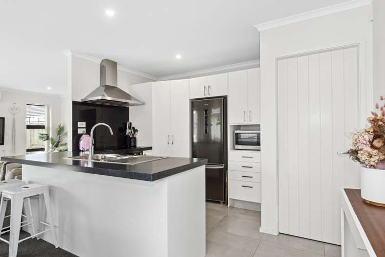 49 Leet Crescent Papamoa_6