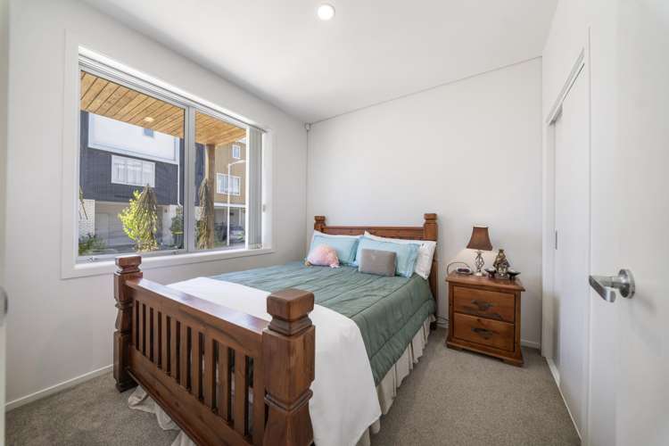 26 Ceramic Lane New Lynn_7