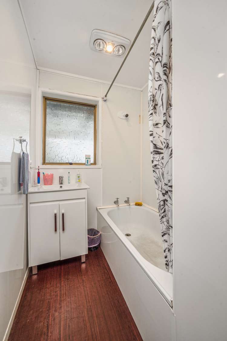 1/46 Latham Avenue Pakuranga_13