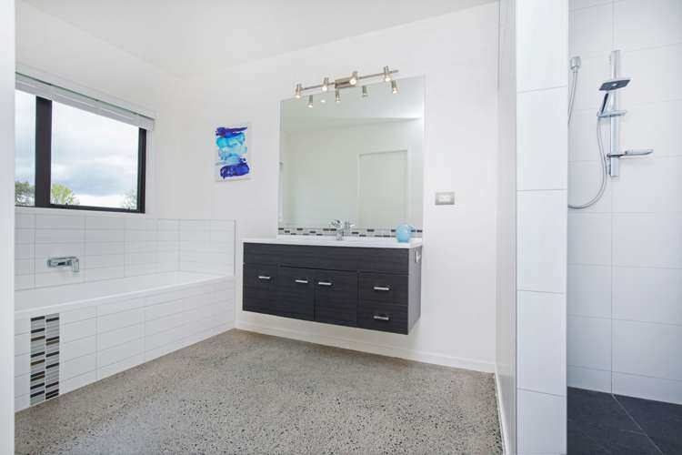 1524 Weranui Road Wainui_14