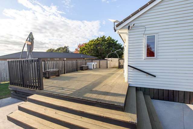 8 Fernleigh Street Kerepehi_2